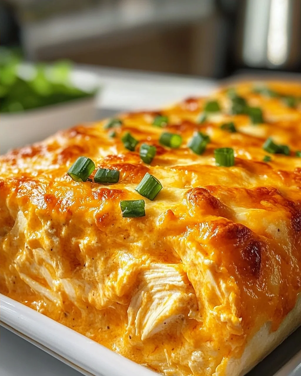 Cremiger Buffalo Hähnchen Käse Auflauf – Einfach & Lecker!