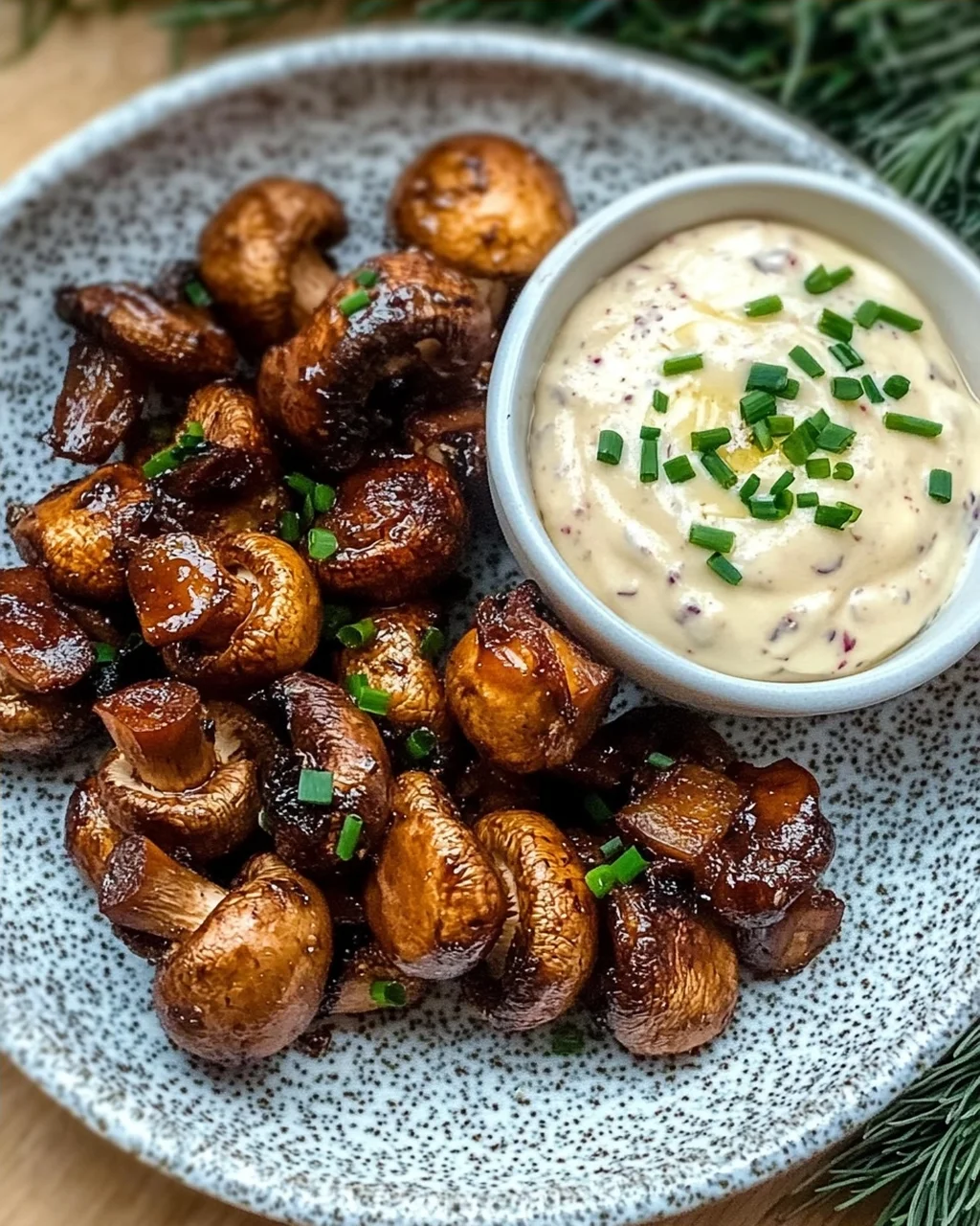 Gebratene Champignons mit Knoblauchdip (Rezept wie vom Weihnachtsmarkt)